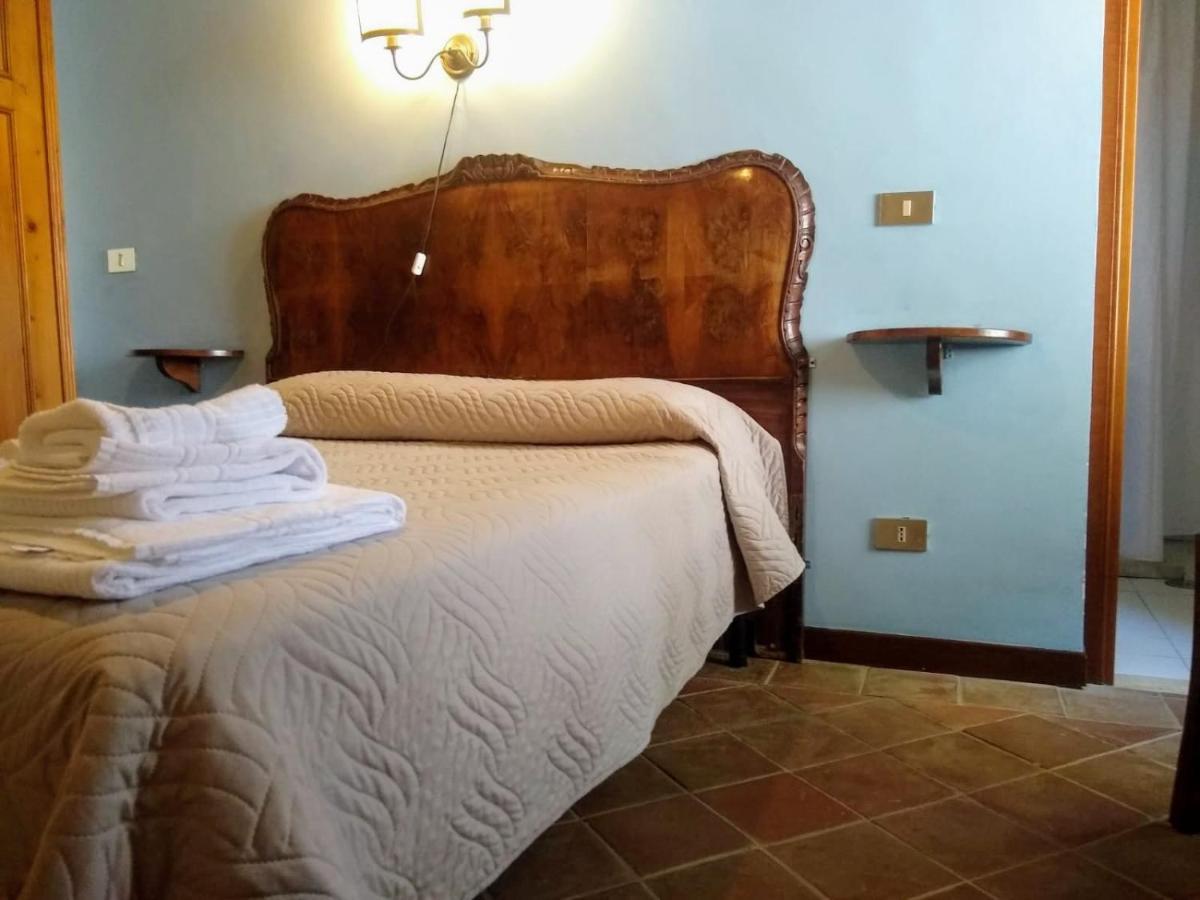 Locanda Il Falco Nero Fumone ภายนอก รูปภาพ