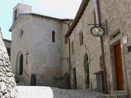 Locanda Il Falco Nero Fumone ภายนอก รูปภาพ