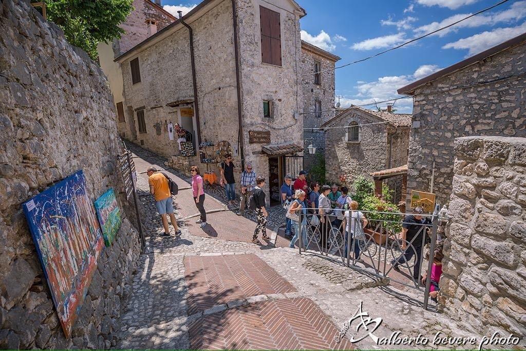 Locanda Il Falco Nero Fumone ภายนอก รูปภาพ
