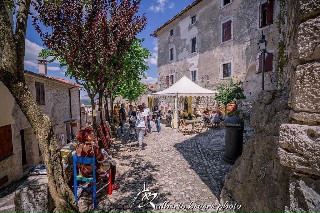 Locanda Il Falco Nero Fumone ภายนอก รูปภาพ